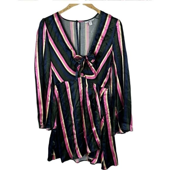 Top shop dress with tie front pink blue and cream stripes. Size 6. - Picture 2 of 7
